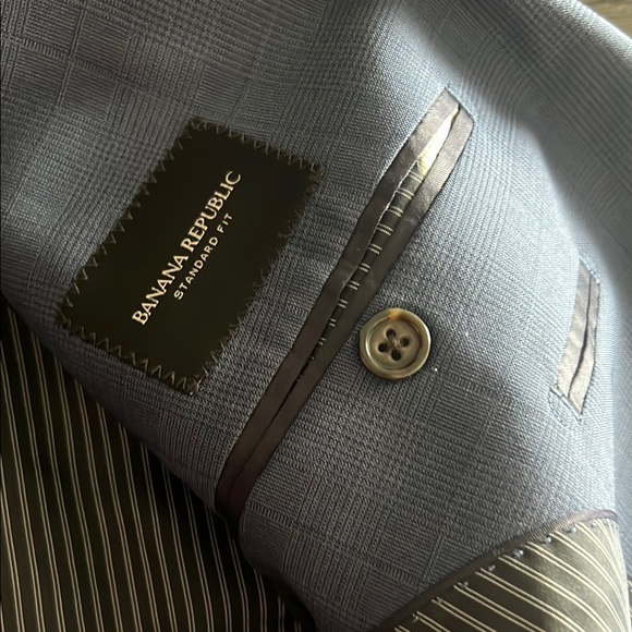 Banana republic Men's Blue suit (jacket and pants) - Picture 7 of 8